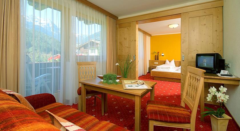 Hotel Maximilian Mayrhofen Rom bilde