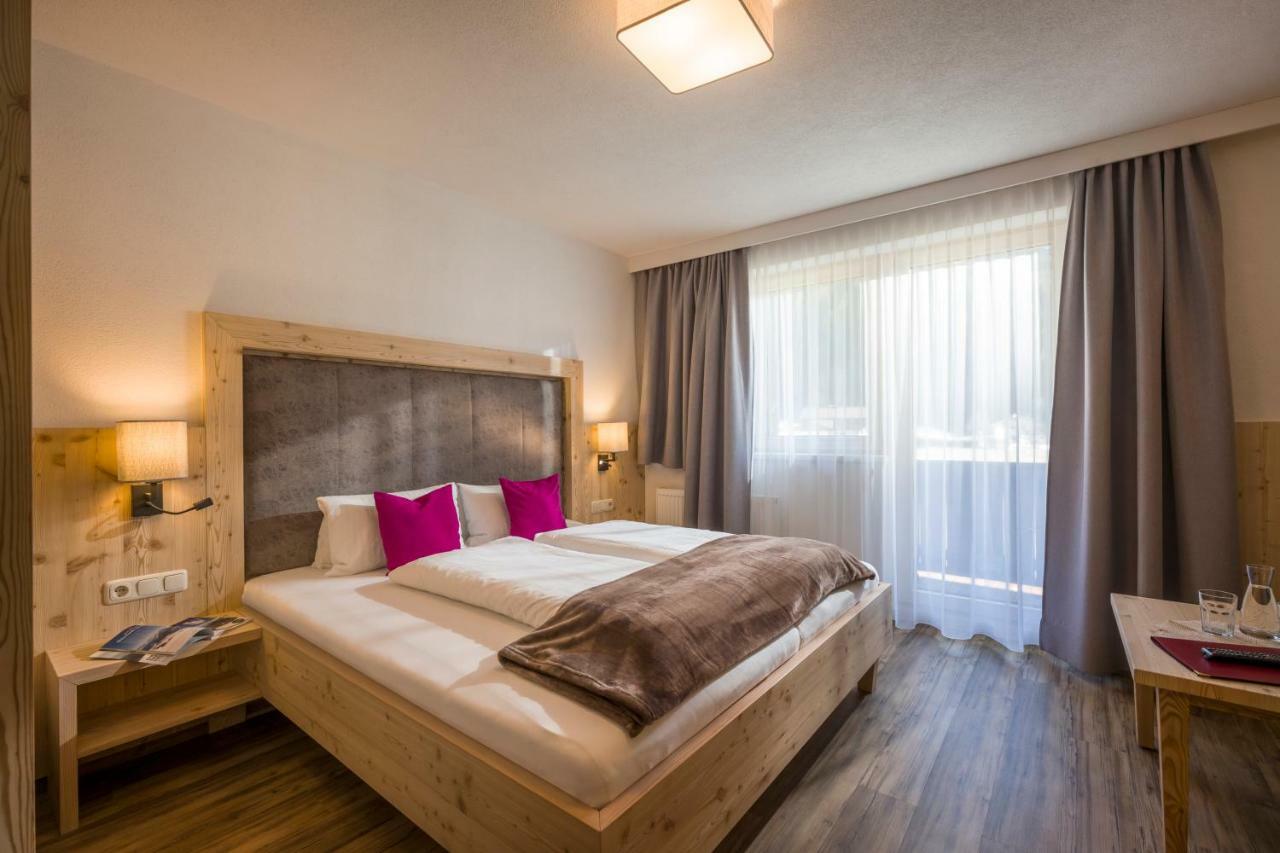 Hotel Maximilian Mayrhofen Eksteriør bilde