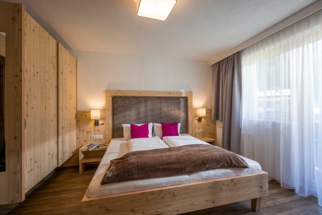 Hotel Maximilian Mayrhofen Eksteriør bilde