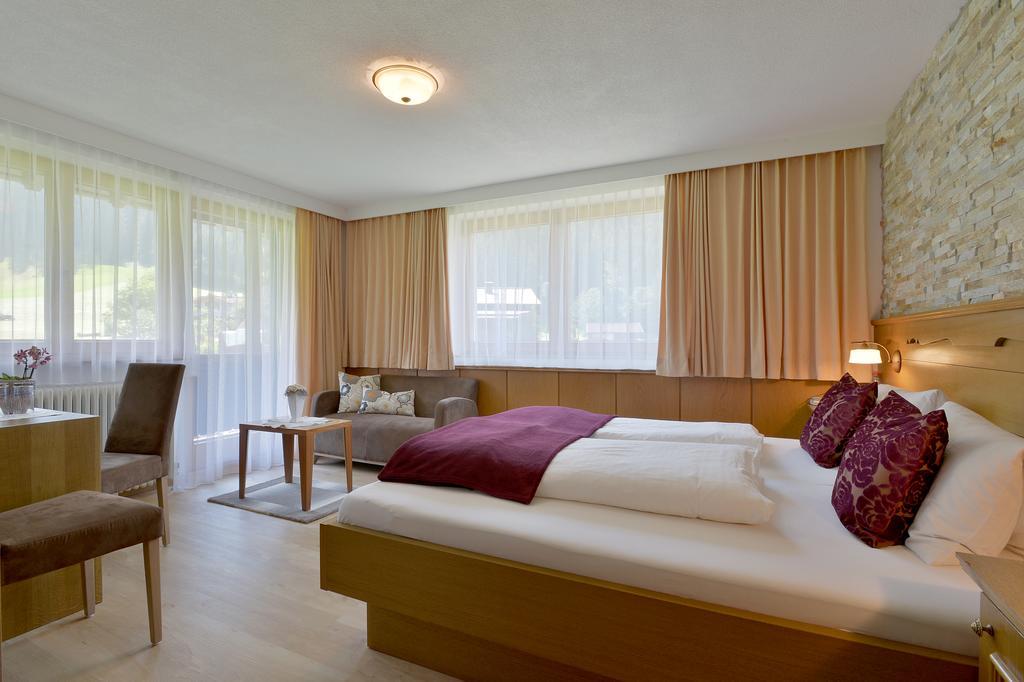 Hotel Maximilian Mayrhofen Rom bilde