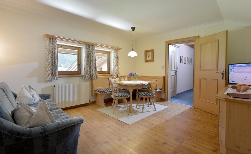 Hotel Maximilian Mayrhofen Rom bilde